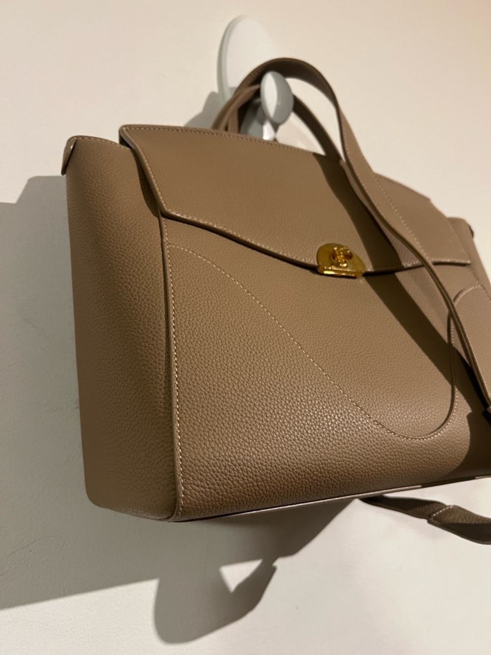 Oleada two way leather bag - Picture 4 of 11